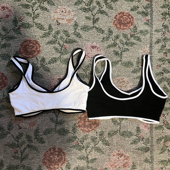 SOLD 🖤 - Picture 2 of 2